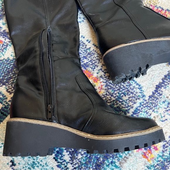 High lug sole boots from DV Dolce Vita size 8.5 black - Picture 5 of 9